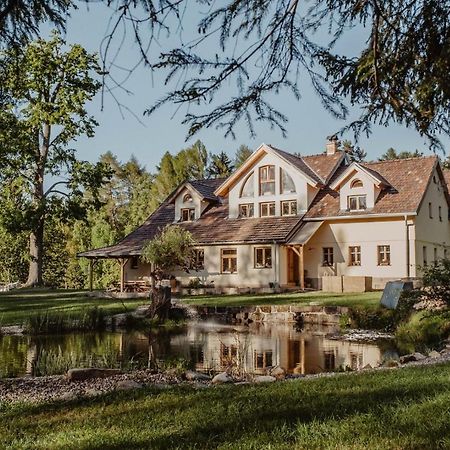 Krasna Samota Hotel Chribska Exterior photo